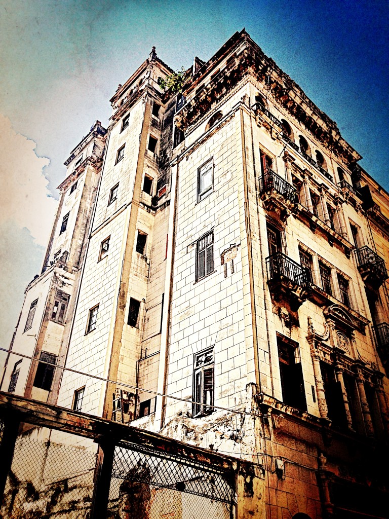 Havana Apartments